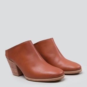 New Rachel Comey Mars Mules in Whiskey, Size 6.5